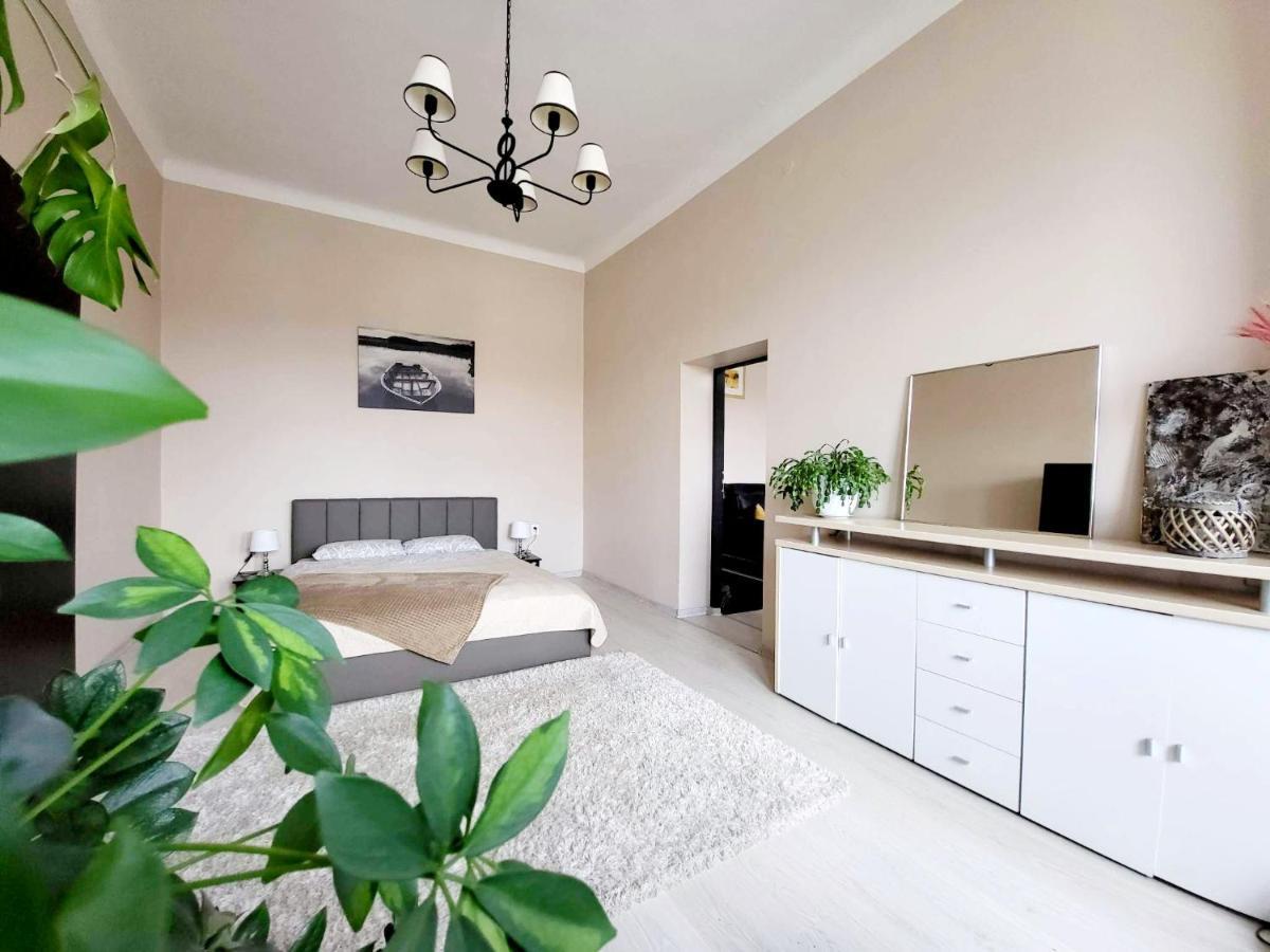 Cozy 2 Room Apartment In The Oldtown Of Klaipeda Bagian luar foto